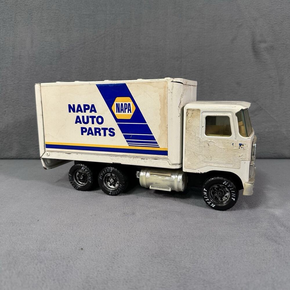 Vintage 1988 Nylint Napa Auto & Truck Parts Delivery Truck White